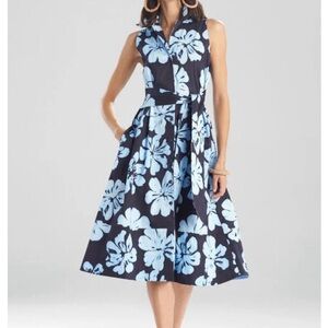 Natori Size Small Hoshi Poplin Halter
Shirtdress Blue Floral Tie at Waist